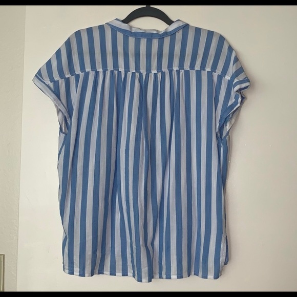 OLD NAVY Striped Cap Sleeve Button Down Shirt Large - Picture 5 of 13